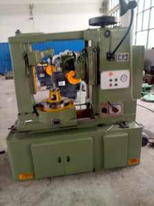 Machine à tailler les engrenages hydrauliques - Machine industrielle de formage d'engrenages hélicoïdaux et droits - Product Image 2