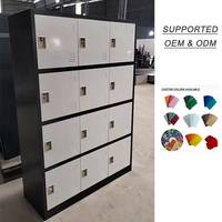 Casier en acier bicolore blanc et noir avec douze portes à poignées, rangement métallique pour vêtements de travail, sacs et chaussures