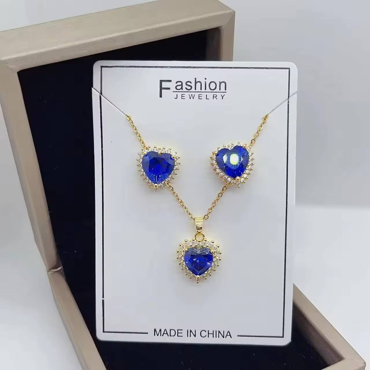 สีฟ้าทอง