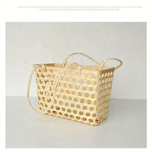 Cesta de Frutas de Bambú Natural Hecha a Mano en China, Forma Rectangular, con Asa para Llevar - Product Image 2