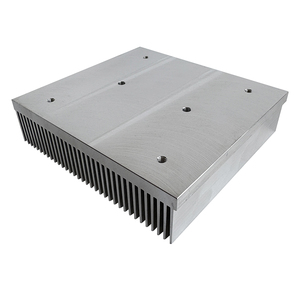 Dissipateur thermique en aluminium extrudé personnalisé de haute qualité 120(L)*30(H)*110(C)mm – Profilés en aluminium sur mesure - Product Image 2