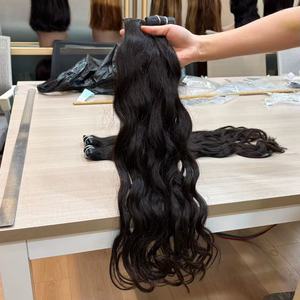 Extensions à clips en PU, <span class=keywords><strong>cheveux</strong></span> humains vierges russes naturels ondulés, Remy bruts, double épaisseur, cuticules alignées, sans couture, vente en gros, nouveauté - Product Image 5