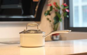 Ollas de cocina personalizables Utensilios de cocina Juegos de utensilios de cocina de acero inoxidable con tapa de vidrio Juego de ollas de cocina - Product Image 6