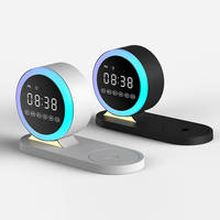 Op maat gemaakte 4-in-1 speaker zakelijke cadeaus 15W snelle draadloze oplader met nachtlampje en klok