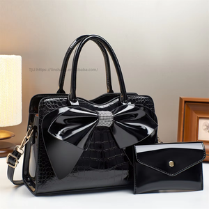 Wholesale New Simple Casual Ladies Shoulder <b>Bags</b> Set Trendy Retro Women's Crossbody Handbags With Wallet - Product Image 4