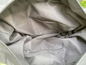 Hot Selling <b>Large</b> Capacity Winter Tote <b>Bag</b> Waterproof Nylon Canvas Shoulder <b>Bag</b> with Space Cotton Down Padded Handle - Product Image 6