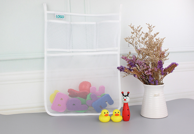 Sac en maille blanche