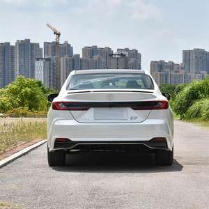 Günstige chinesische Benzin wagen 2026 2.0HXS für Cam-ry Toyo-<span class=keywords><strong>ta</strong></span> Auto 4-türige 5-Sitzer Mid Size Auto Toyo-<span class=keywords><strong>ta</strong></span> Hybrid Cars - Product Image 6