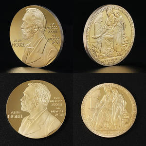 Médaillon de collection de physiologie du prix Nobel: finition en or vieilli en alliage de zinc et motif de microscope gravé - Product Image 2