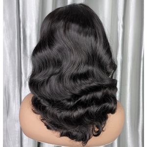 Parrucca Glueless con Frontale in Pizzo 5x5 per Donne Europee e Americane, Capelli Umani Veri con Onde Morbide, Completamente Intrecciata a Mano - Product Image 4