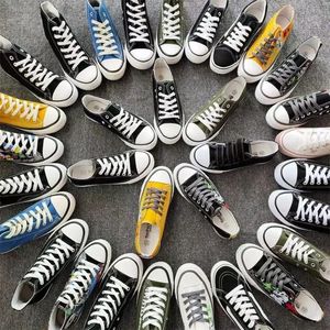 Venta al por Mayor de Pacas de Zapatos de Marca Usados de Alta Calidad a Granel Estilos Mixtos para Mujer y Hombre en Stock - Product Image 2