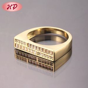 Anillo de Boda de Oro 18K con Zirconia en Racimo para Mujer, Elegante y Moderno, con Forma Religiosa, Ajustable, de Aleación de Cobre con Baño de Piedras Preciosas - Product Image 4