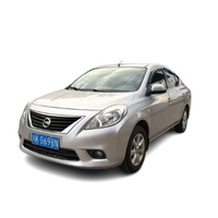 Nissan Sunny Berline d'occasion abordable 1.5L Essence Manuelle Conduite à Gauche Entrée sans Clé Toit Ouvrant Électrique Véhicule d'occasion fiable à vendre