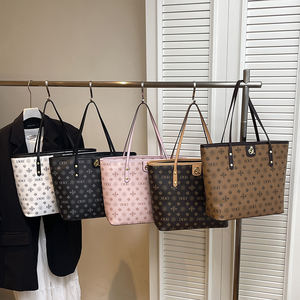 Sac fourre-tout et sac à main en cuir PU de haute qualité avec motif géométrique, logo personnalisé, chaînes, fermeture éclair antivol, design portable - Product Image 6