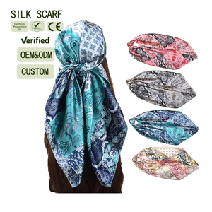 QL vente en gros femmes 4 pièces couleur mélangée 90*90cm Imitation <span class=keywords><strong>soie</strong></span> Satin <span class=keywords><strong>carré</strong></span> écharpe imprimé mouchoir Bandanas <span class=keywords><strong>pas</strong></span> <span class=keywords><strong>cher</strong></span> nouveau Design - Product Image 1