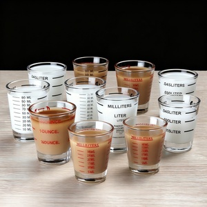Vaso Medidor de Vidrio con Doble Escala (ml y oz) para Espresso, Cócteles y Medicamentos, Resistente al Calor, de Vidrio Borosilicato - Product Image 2