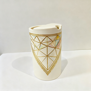 Taza de cerámica personalizada hecha a mano de porcelana pintada a mano con patrón de Pereline para mujer diseño europeo para lavavajillas - Product Image 4