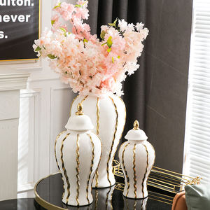 Pot en céramique à motif gingembre avec bande dorée et couvercle, vase à fleurs en céramique pour hôtel, vases en céramique et en porcelaine pour la décoration de mariage et de la maison - Product Image 2