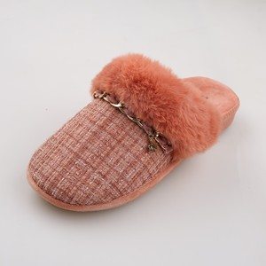 CORIFEI personnalisé chaud <span class=keywords><strong>laine</strong></span> <span class=keywords><strong>de</strong></span> <span class=keywords><strong>mouton</strong></span> moelleux rose fourrure hiver dame diapositives <span class=keywords><strong>pantoufle</strong></span> pour femme - Product Image 2
