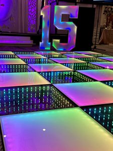 Piso de baile de píxeles LED inalámbrico portátil, escenario de <span class=keywords><strong>DJ</strong></span> de boda blanco cálido en China, cuerpo de PVC con modo de Control DMX512 para hoteles - Product Image 4