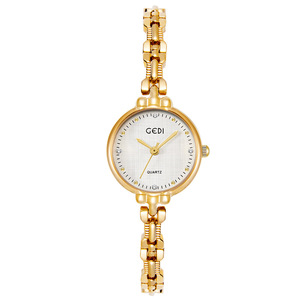 Reloj de cuarzo para mujer, reloj de pulsera con esfera redonda en tono dorado, reloj elegante de moda para uso diario - Product Image 2