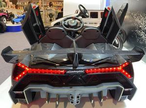 Voiture électrique pour enfants 4x4 Veneno sous licence avec <span class=keywords><strong>portes</strong></span> à ciseaux - Product Image 5
