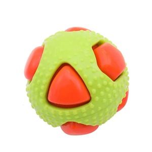 Jouet pour chien en caoutchouc mignon pour l'extérieur, balle couineuse en caoutchouc toutes saisons, solution anti-ennui pour chiens - Product Image 2