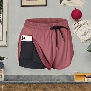 Shorts de sport 2-en-1 pour femmes, en nylon, avec cordon de serrage, logo personnalisé du fabricant imprimé, écologiques, décontractés, avec poche - Product Image 3