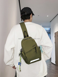 Sac messager D2037 pour homme et femme, petit sac à dos bandoulière, sac de poitrine, sacoche plate légère pour le sport et la moto, fabriqué au Zhejiang - Product Image 2