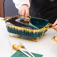 Plat de service rectangulaire en céramique dorée, idéal pour la cuisson, la table, la restauration, et comme support créatif pour pot à soupe chaude ou froide.