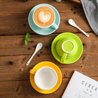 Tasses à café et soucoupes en céramique épaissies, colorées et brillantes, pour cappuccino, latte et expresso, réutilisables, avec logo personnalisé