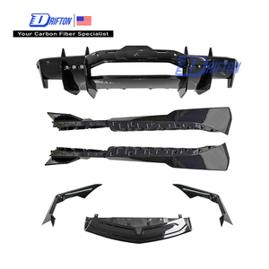 Kits carrosserie en fibre de carbone entièrement apparents de style OEM pour Lamborghini Revuelto, options de mise à niveau originales - Product Image 2