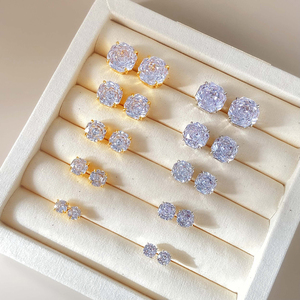 Pendientes de tuerca de circonita cúbica con corte rosa de varios tamaños (6mm, 8mm, 10mm, 12mm, 14mm), chapados en oro de 18K sobre latón, redondos y brillantes, al por mayor. - Product Image 2