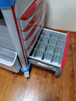 Chariot d'urgence médical multifonctionnel en ABS pour hôpital, chariot à médicaments avec verrouillage centralisé et roulettes silencieuses