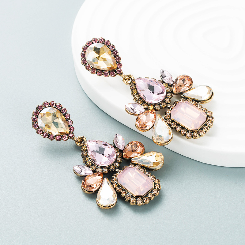 [GET ME BLING] 韓国☆Pure Flower Earrings Summer Long Flower Earrings Hand-made Pearl Beaded Korean
