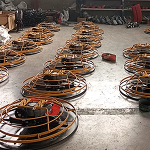 เครื่องเกรียงคอนกรีตใช้พลังงานไฟฟ้าแบบมือถือเครื่องเกรียงพร้อมเครื่องยนต์และมอเตอร์สำหรับการก่อสร้างสะพาน - Product Image 5