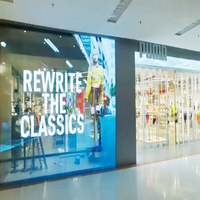 Pantalla LED Transparente de Alta Resolución, a Todo Color, 3000cd de Brillo, Legible Bajo la Luz Solar, para Publicidad en Centros Comerciales