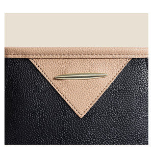 Petit <span class=keywords><strong>sac</strong></span> à bandoulière en cuir végétalien pour femmes, sangle réglable, design minimaliste, cadeau <span class=keywords><strong>de</strong></span> Noël vendredi noir - Product Image 6