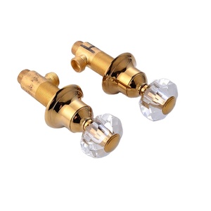 Premium Doppelkristall-Knöpfe Schwanenform Waschtischarmatur 3-Loch-Spültischarmatur Goldene Ausführung für Zuhause Villa Hotel - Product Image 4