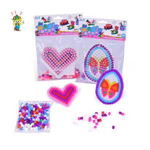Venta caliente Juguetes educativos para niños 5 mm Perler Hama Beads Planchado Fusible Beads en varios colores - Product Image 1