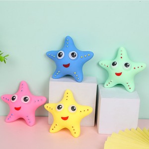Juguete Blandito de Estrella y Luna - Pelota Antiestrés con Relleno de Harina y Diseño Sensorial de Subida Lenta para Niños y Adultos - Product Image 3