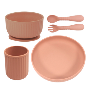 Ensemble d'alimentation en silicone imperméable pour bébé, assiette compartimentée, cuillère et fourchette pour bébé, vente en gros - Product Image 5