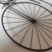 Décoration murale rustique en métal en forme de vélo ancien, faite à la main, cadeau d'anniversaire pour chambre à coucher