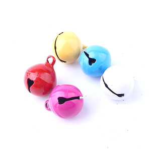 Bán Buôn Tùy Chỉnh Sơn Jingle Chuông Giáng Sinh Trang Trí Cây Kim Loại Màu Đỏ Bông Tuyết Jingle Chuông - Product Image 3