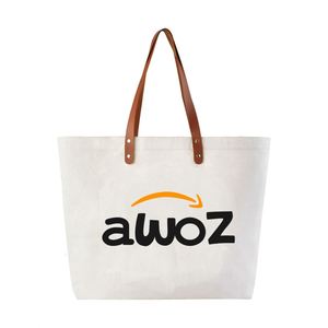 Sac fourre-tout personnalisé en toile de coton avec poignées en cuir, bandoulière unique et poche zippée, idéal pour les cadeaux et les sorties. - Product Image 2