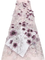 Tissu en dentelle brodée de perles et de paillettes vert émeraude 100% polyester à motif floral élégant et luxueux pour robes de soirée et vêtements