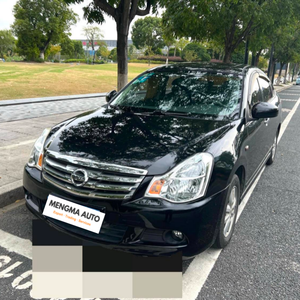 Usato a buon mercato 2017 Nissan Sylphy <span class=keywords><strong>Rexton</strong></span> automatico con tetto laterale di navigazione 5 posti 18RSedanG R15 dimensione del pneumatico - Product Image 1