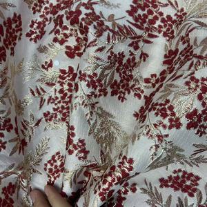 Tela Brocada Jacquard Metálica 100% Poliéster con Patrón Bordado para <span class=keywords><strong>Prendas</strong></span> <span class=keywords><strong>de</strong></span> Niños <span class=keywords><strong>y</strong></span> Niñas - Product Image 4