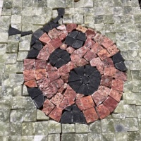 Mosaïques de marbre en pierre naturelle moderne conçues sur mesure Carreaux colorés à motifs multiples Salle de bains antibactérienne résistante aux acides