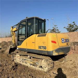 Excavadora de cadenas 95% nueva en venta con motor Hengli Hydraulics, modelo 2018 - Product Image 5